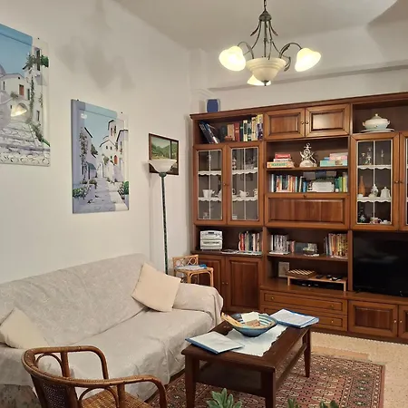 Cinque Terre & Portofino Lodge-dependance Bracco شقة مونيلّي