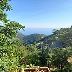 Cinque Terre & Portofino Lodge-dependance Bracco * Moneglia