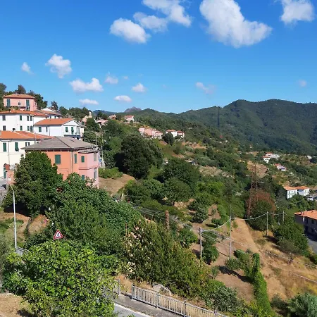 Cinque Terre & Portofino Lodge-dependance Bracco * Монелья