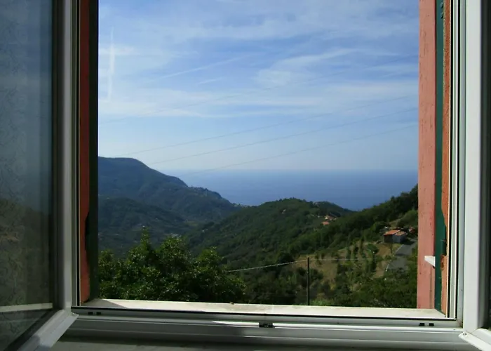 Cinque Terre & Portofino Lodge-dependance Bracco * Монелья