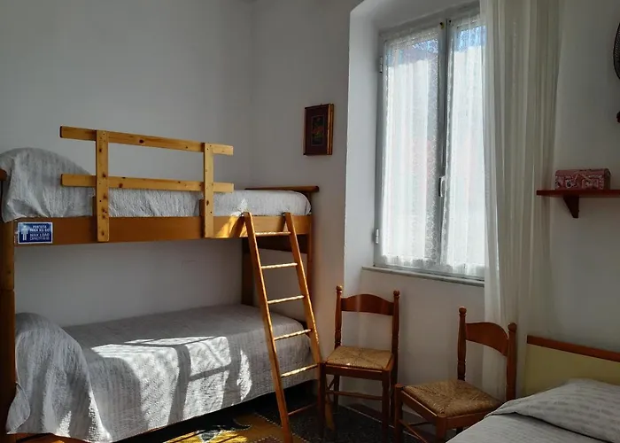 Cinque Terre & Portofino Lodge-dependance Bracco * Монелья